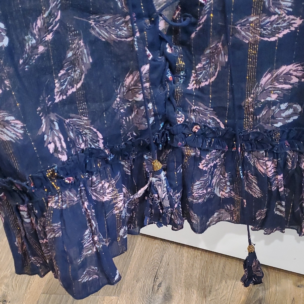 Chic Feather Patterned Blouse in Navy - image 2